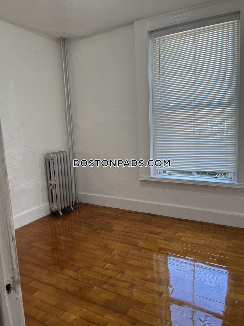 Boston - $3,000+ /month