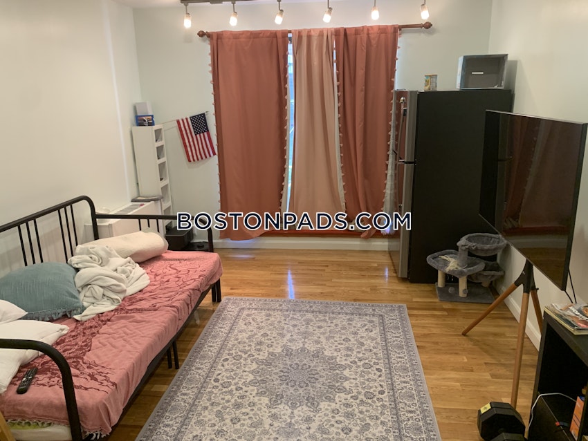 BOSTON - SOUTH BOSTON - ANDREW SQUARE - 1 Bed, 1 Bath - Image 2