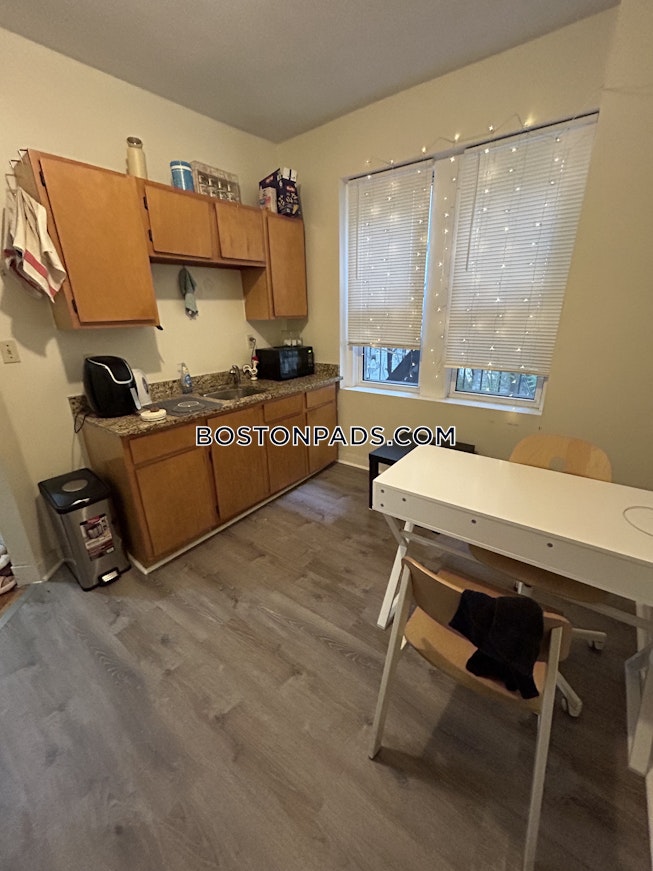 Boston - $2,150+ /mo
