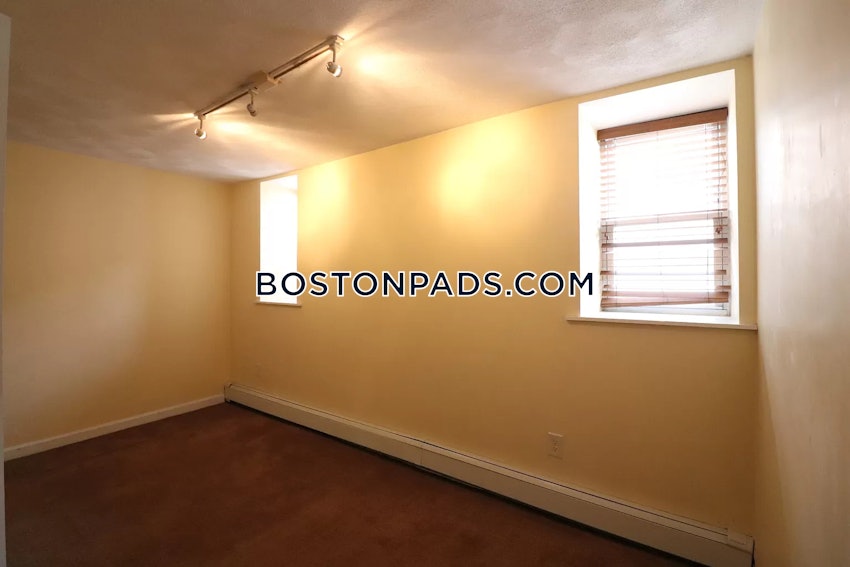 BOSTON - BRIGHTON- WASHINGTON ST./ ALLSTON ST. - 2 Beds, 1 Bath - Image 3