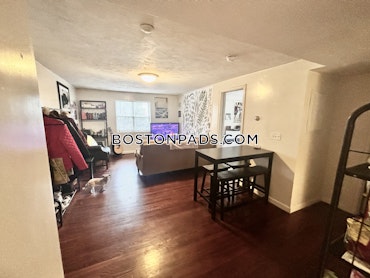 Boston - 2 Beds, 1 Baths