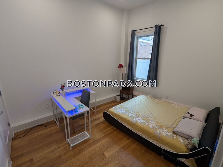 BOSTON - SOUTH BOSTON - ANDREW SQUARE - 2 Beds, 2 Baths - Image 1