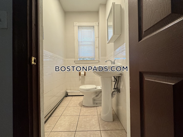 Maryland St., Boston