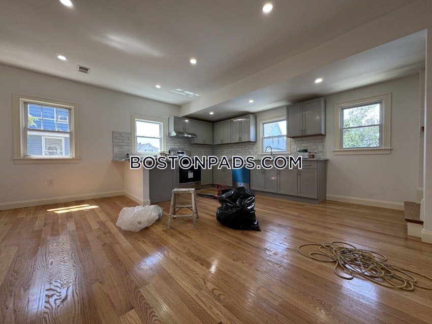 EVERETT - 5 Beds, 2 Baths - Image 12