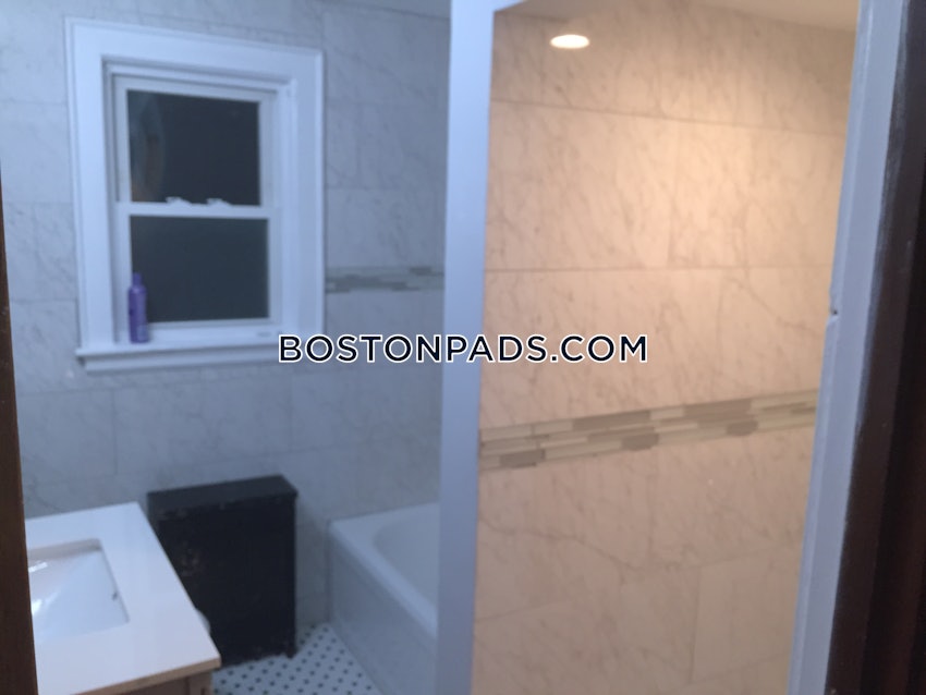 BOSTON - BRIGHTON - CLEVELAND CIRCLE - 4 Beds, 1 Bath - Image 6