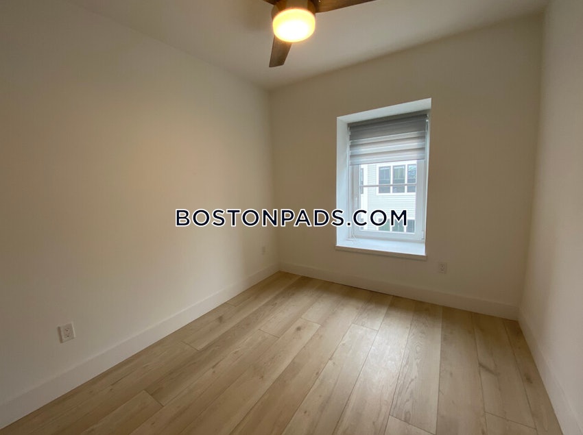 BOSTON - SOUTH BOSTON - ANDREW SQUARE - 5 Beds, 3 Baths - Image 9