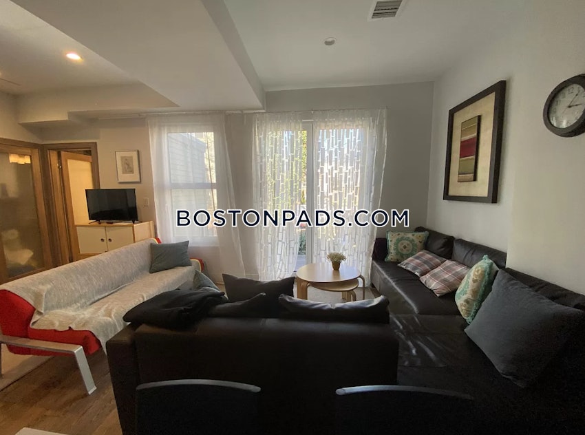 BOSTON - SOUTH BOSTON - ANDREW SQUARE - 5 Beds, 3 Baths - Image 12