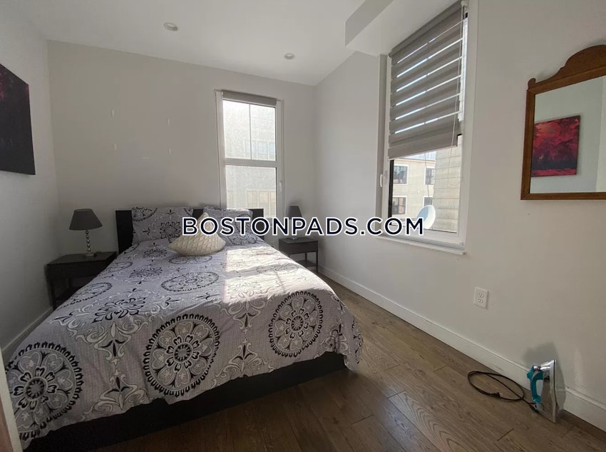 BOSTON - SOUTH BOSTON - ANDREW SQUARE - 5 Beds, 3 Baths - Image 14