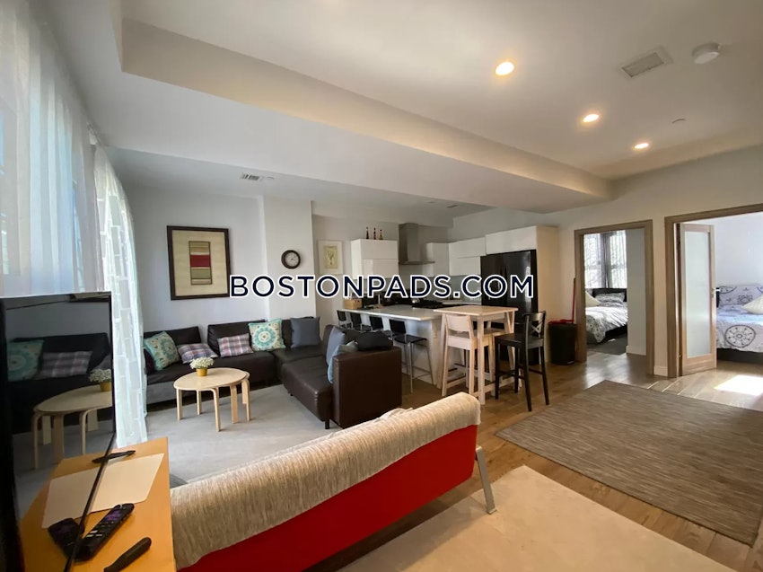 BOSTON - SOUTH BOSTON - ANDREW SQUARE - 5 Beds, 3 Baths - Image 16