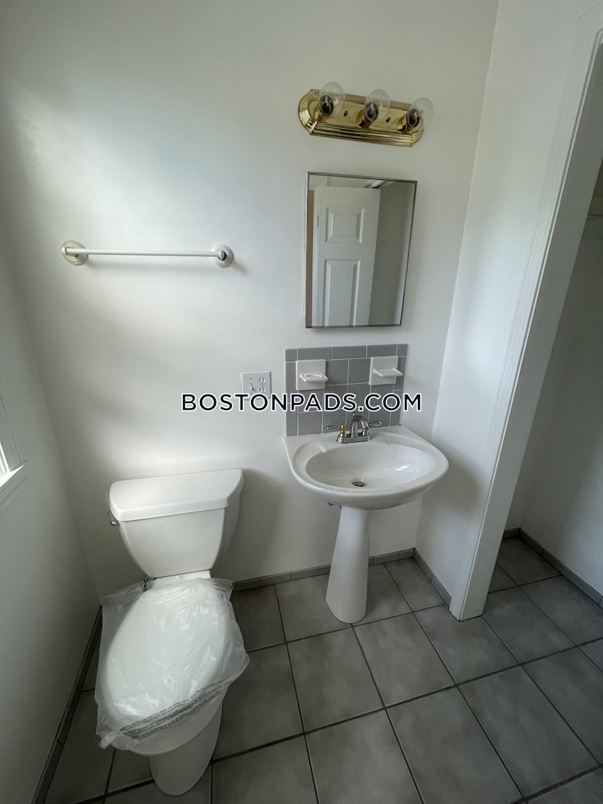 BOSTON - BRIGHTON - OAK SQUARE - 4 Beds, 2.5 Baths - Image 51