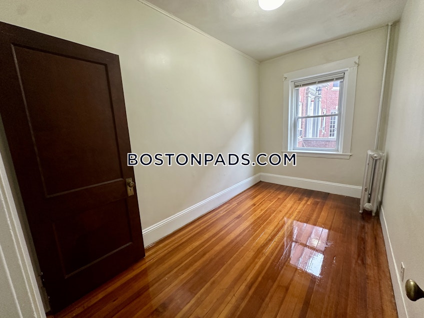 Somerville - $4,250+ /month