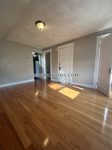 Boston - 2 Beds, 1 Baths