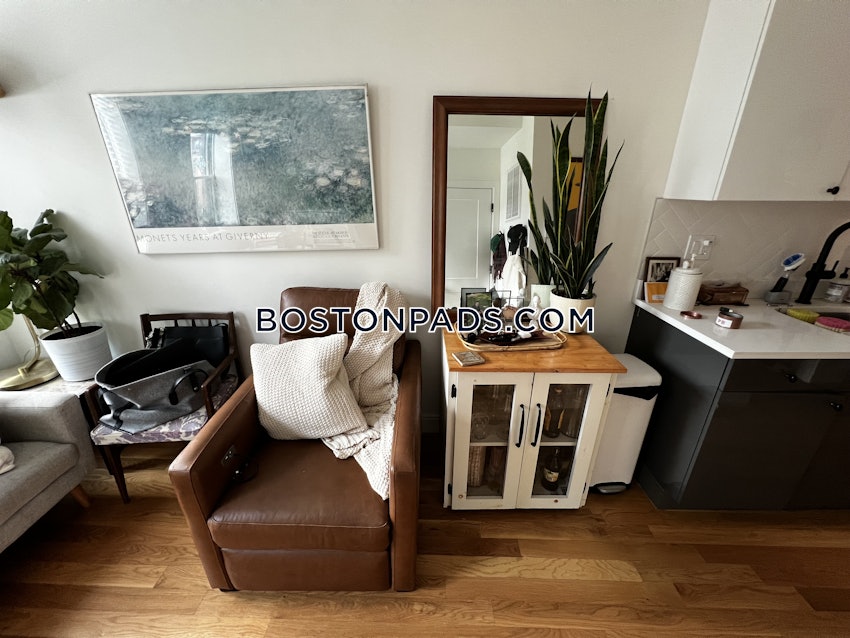 BOSTON - BEACON HILL - 1 Bed, 1 Bath - Image 32