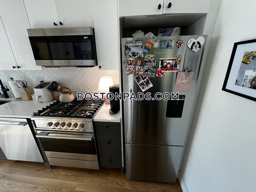 BOSTON - BEACON HILL - 1 Bed, 1 Bath - Image 5