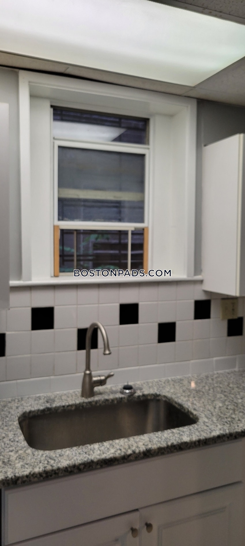 BOSTON - FENWAY/KENMORE - 2 Beds, 1 Bath - Image 2