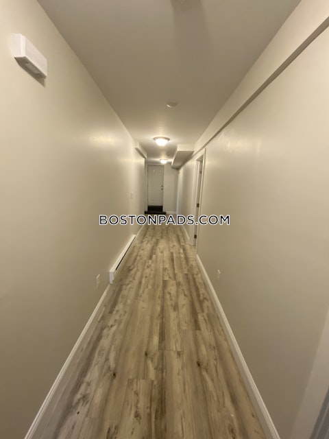 Verrill St. Boston photo 35