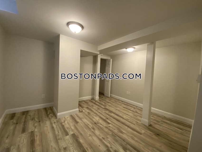 BOSTON - MATTAPAN - 3 Beds, 1 Bath - Image 18