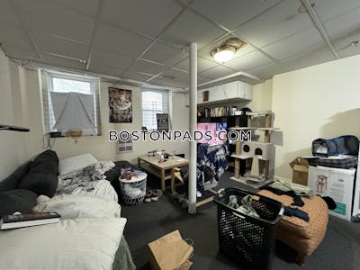 Cambridge Apartment for rent 2 Bedrooms 1 Bath  Harvard Square - $2,700