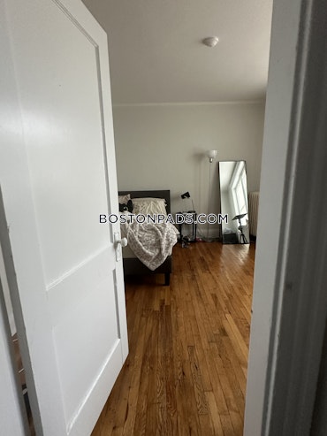 Boston - 1 Beds, 1 Baths