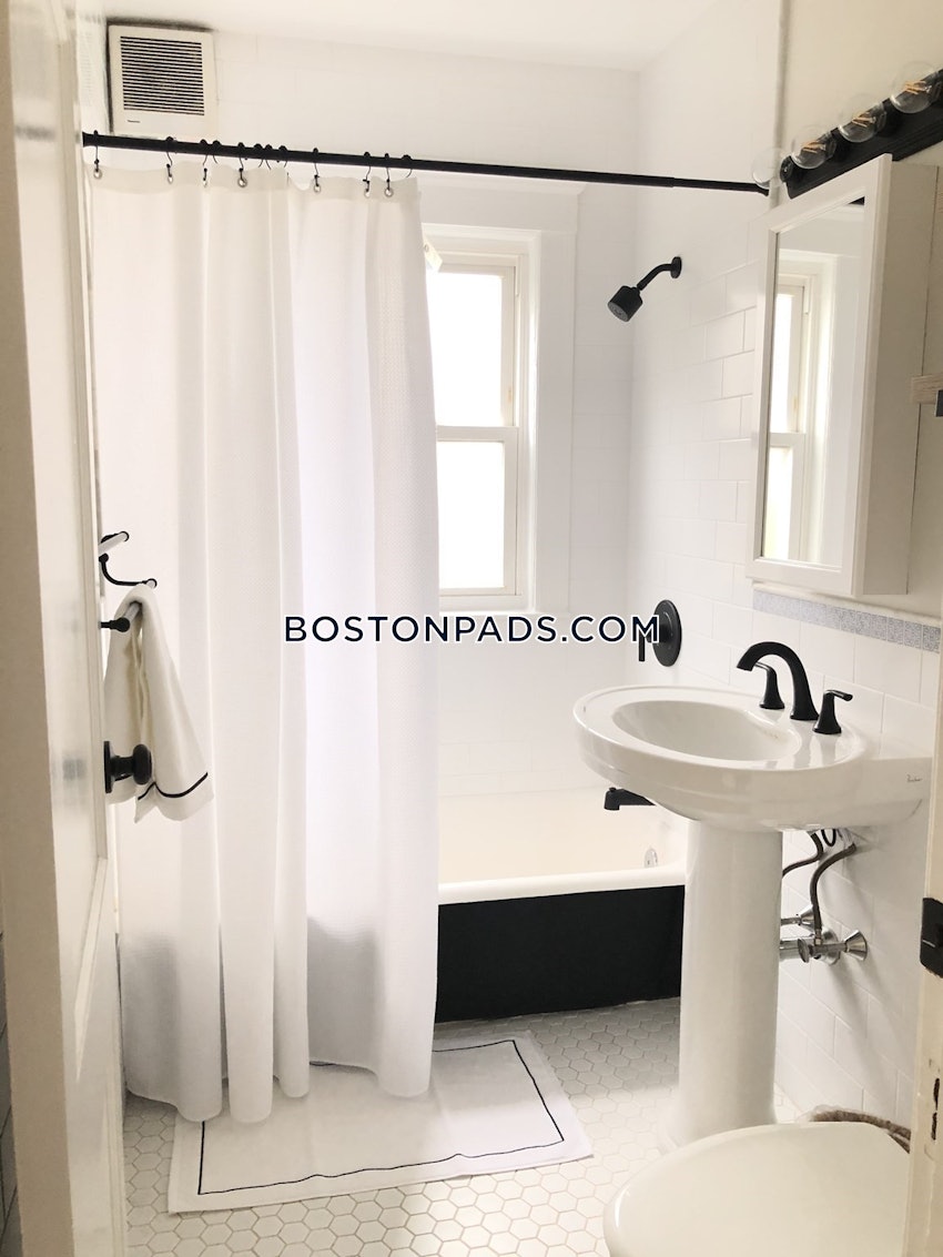 BOSTON - DORCHESTER - ASHMONT - 3 Beds, 1 Bath - Image 17