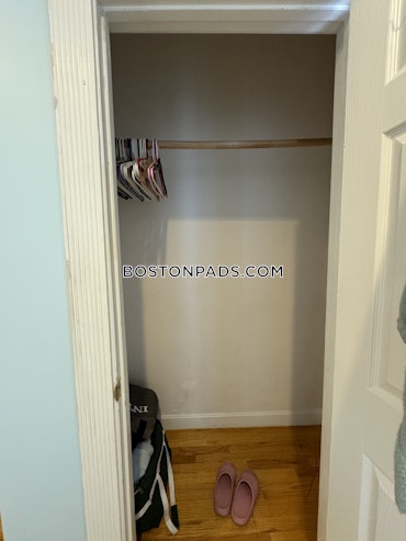 Boston - 3 Beds, 1 Baths