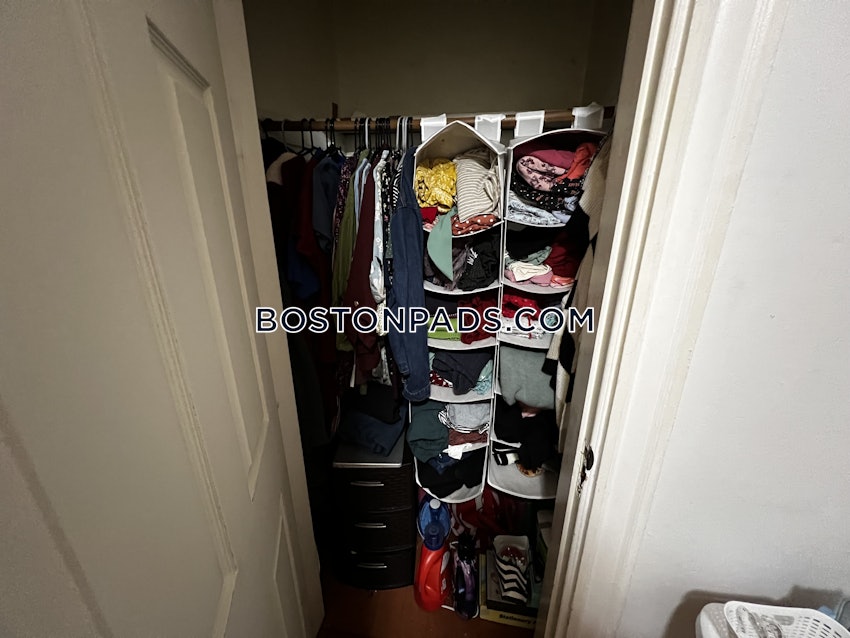 BOSTON - FORT HILL - 3 Beds, 1 Bath - Image 22