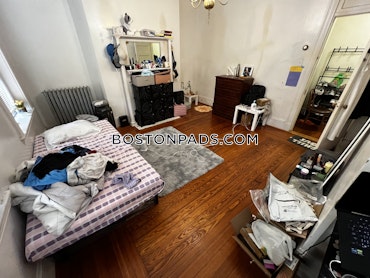 Boston - 4 Beds, 1 Baths