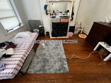 Boston - 4 Beds, 1 Baths