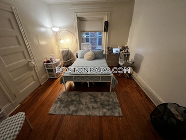 Boston - 4 Beds, 1 Baths