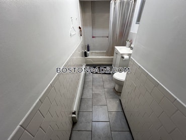 Boston - 4 Beds, 1 Baths