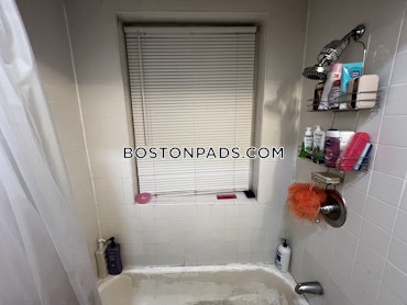 Boston - 4 Beds, 1 Baths