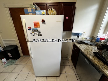 Boston - 4 Beds, 1 Baths