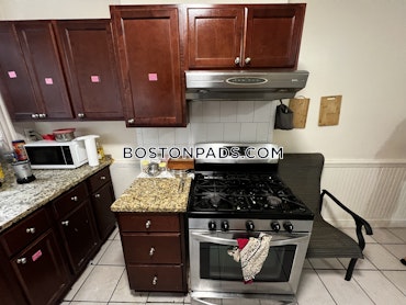 Boston - 4 Beds, 1 Baths