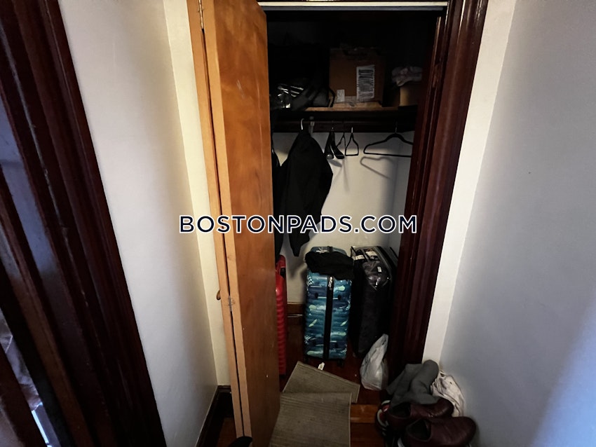 BOSTON - FORT HILL - 4 Beds, 1 Bath - Image 35