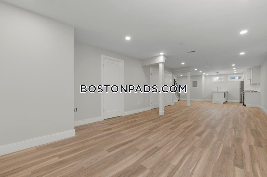 BOSTON - EAST BOSTON - JEFFRIES POINT - 5 Beds, 4 Baths - Image 4