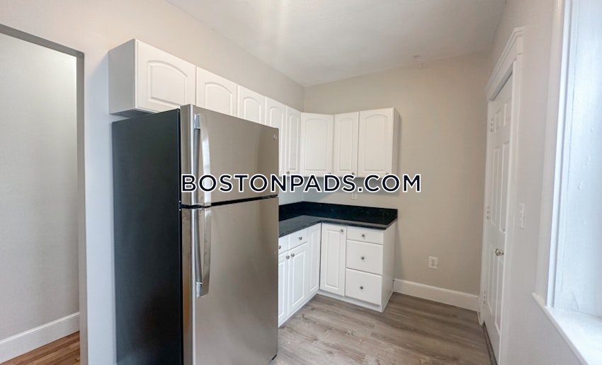 BOSTON - FENWAY/KENMORE - 3 Beds, 1 Bath - Image 8