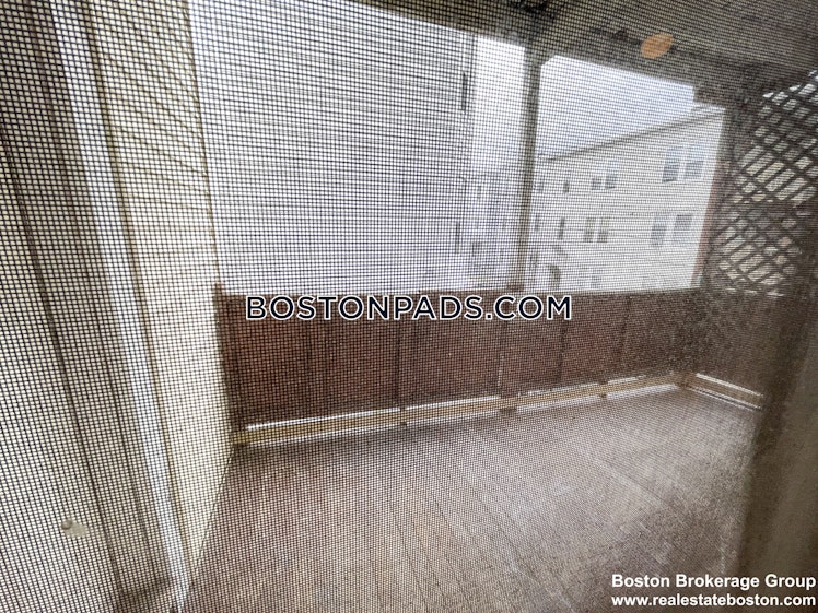 Crescent Ave., Boston