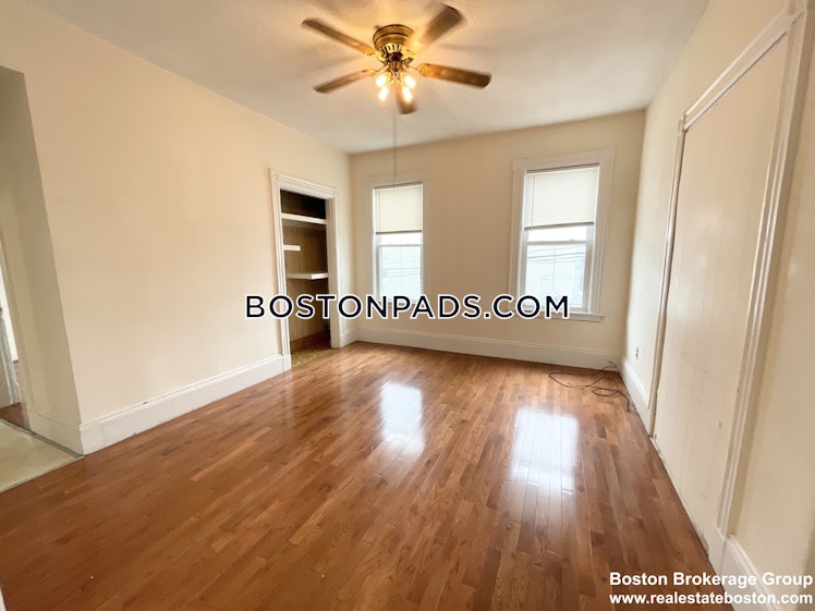 Crescent Ave., Boston