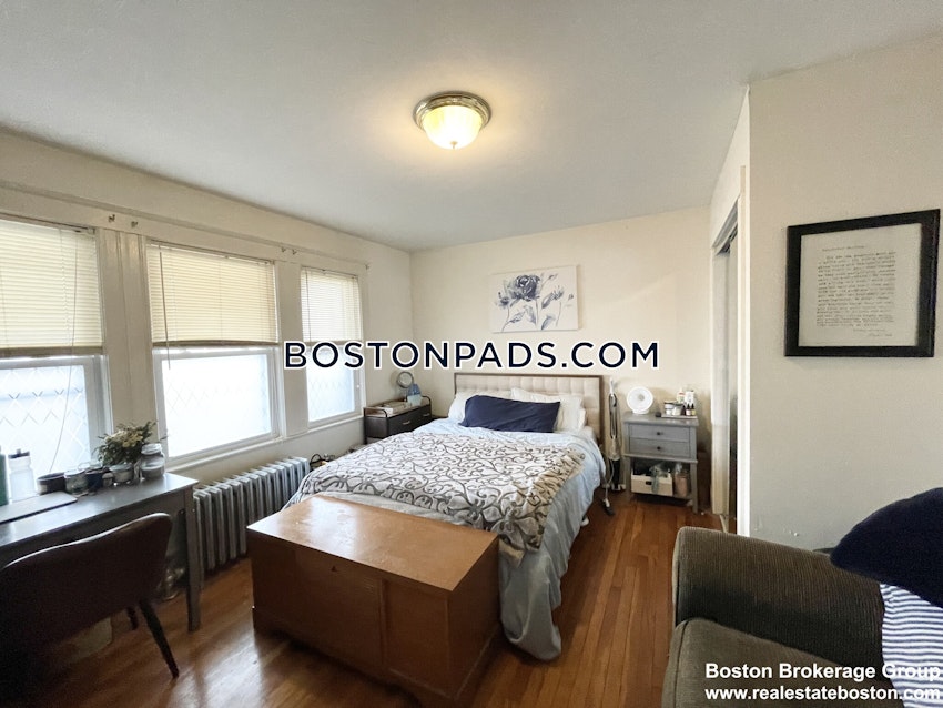 BOSTON - DORCHESTER - SAVIN HILL - 3 Beds, 1 Bath - Image 5