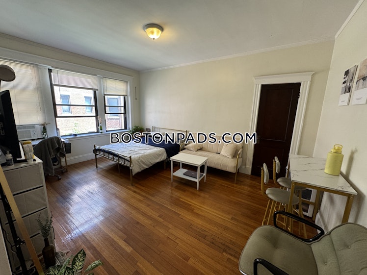 Washington St., Malden