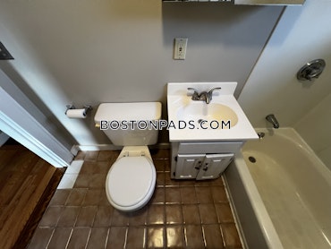 Boston - 2 Beds, 1 Baths