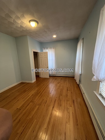 Boston - 3 Beds, 1 Baths