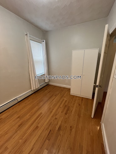 Boston - 3 Beds, 1 Baths