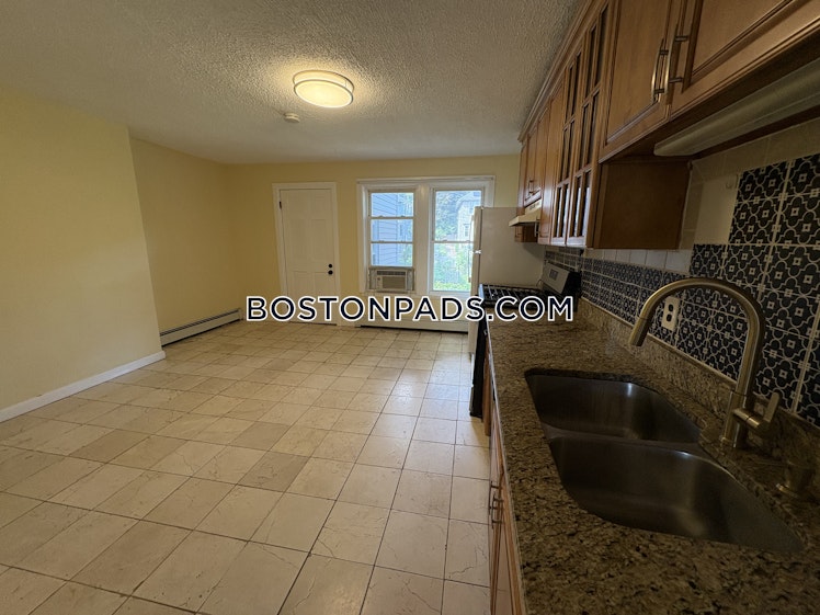 High Street Place, Brookline