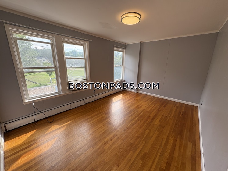 High Street Place, Brookline