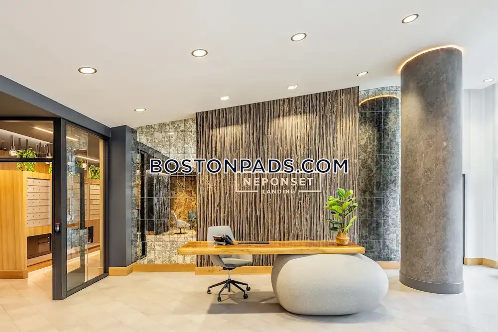 Quincy - 1 Beds, 1 Baths