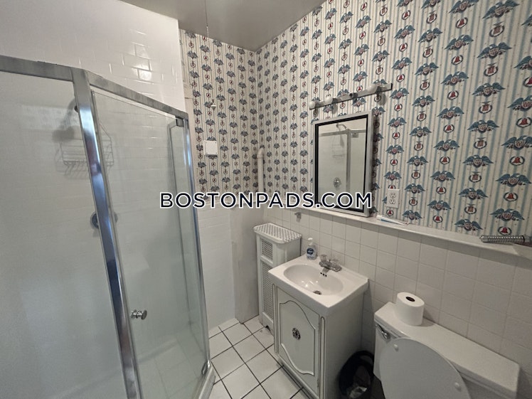 Powder House Boulevard, Somerville