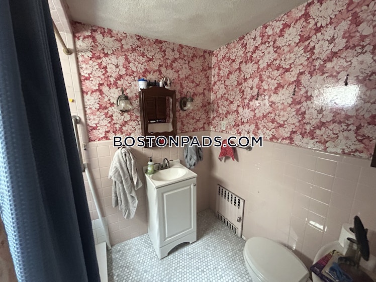 Powder House Boulevard, Somerville