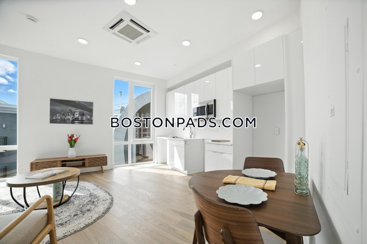 Hichborn St., Boston