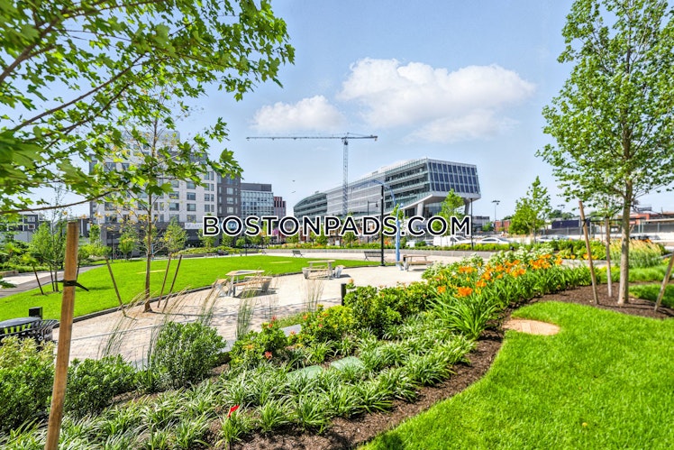 Hichborn St., Boston